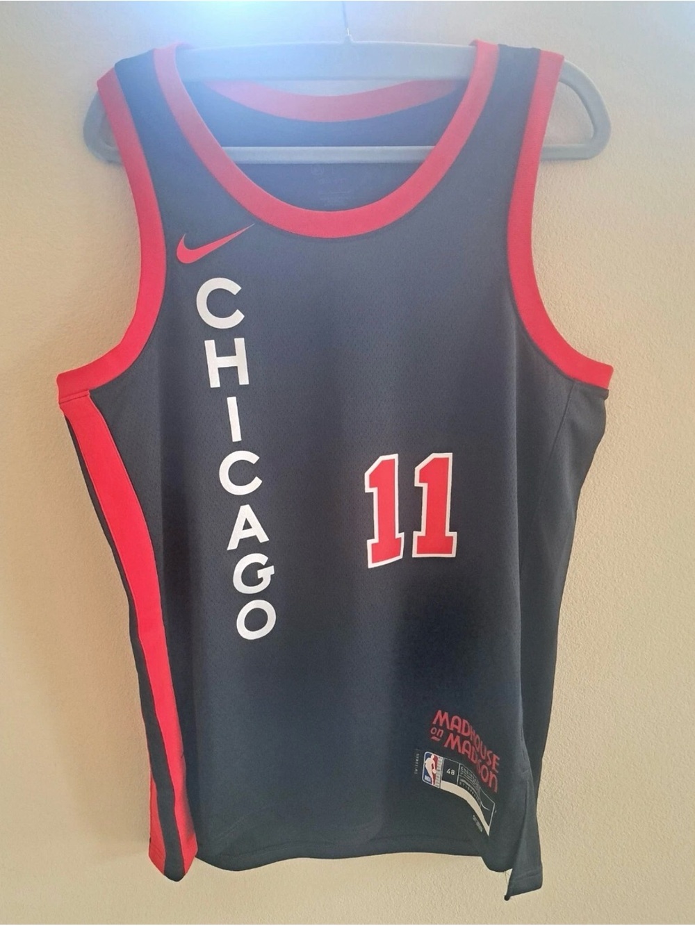 Nike DeMar DeRozan Chicago Bulls City Edition Jersey Men’s L – Like New No Tag